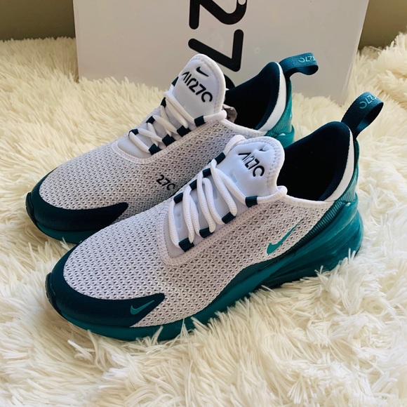 Nike Air Max 270 - Picture 4 of 6